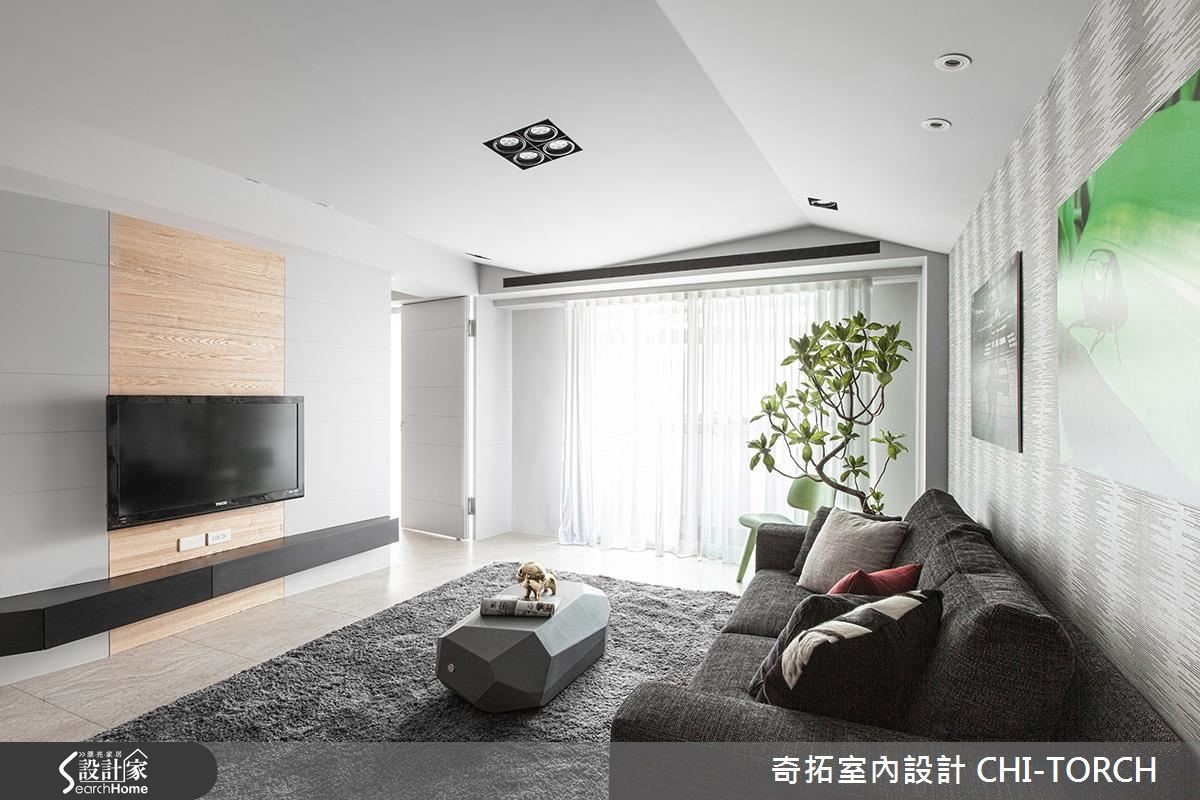 整并畸零空间，拓展北欧风老屋的宽阔面貌
